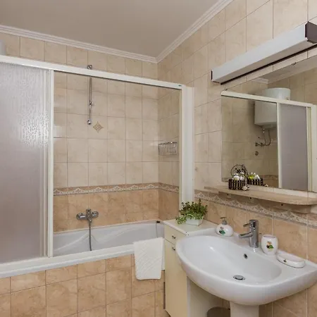 Supetar - Three Bedroom With Terrace And Partial Sea View *